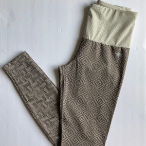 RUNNING BARE - VOGA FANTASIA CROP - MELANIE